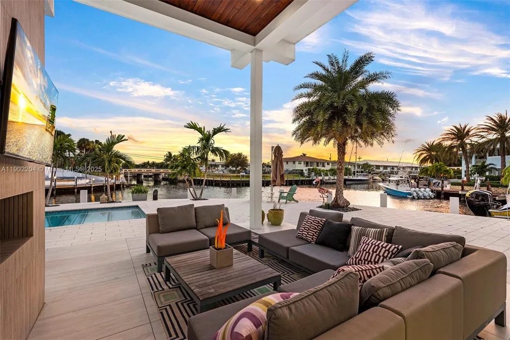 3701 NE 26th Ave #1 Lighthouse Point, FL 33064