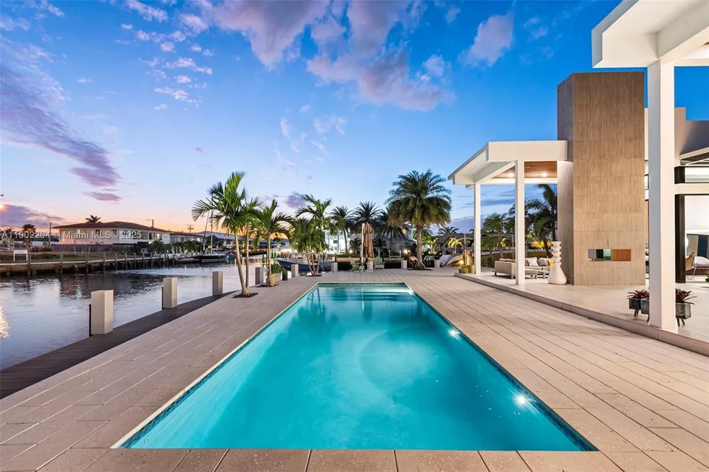 3701 NE 26th Ave #1 Lighthouse Point, FL 33064