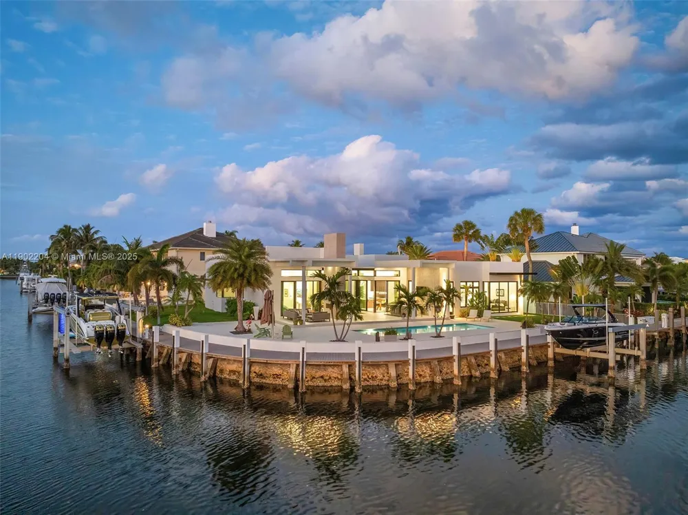 3701 NE 26th Ave #1 Lighthouse Point, FL 33064