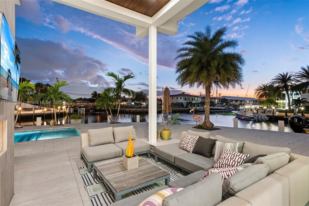 3701 NE 26th Ave #1 Lighthouse Point, FL 33064