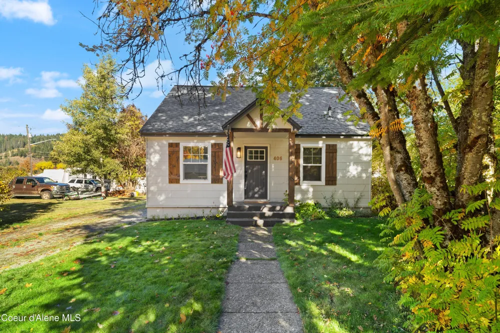 406 E Larch Avenue Osburn, ID 83849