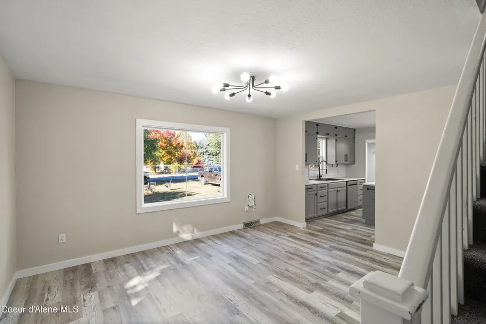 406 E Larch Avenue Osburn, ID 83849
