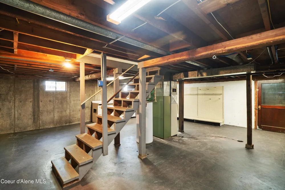 406 E Larch Avenue Osburn, ID 83849