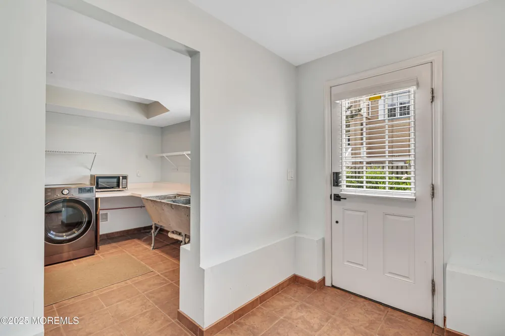 809 S Ocean Avenue Seaside Park, NJ 08752