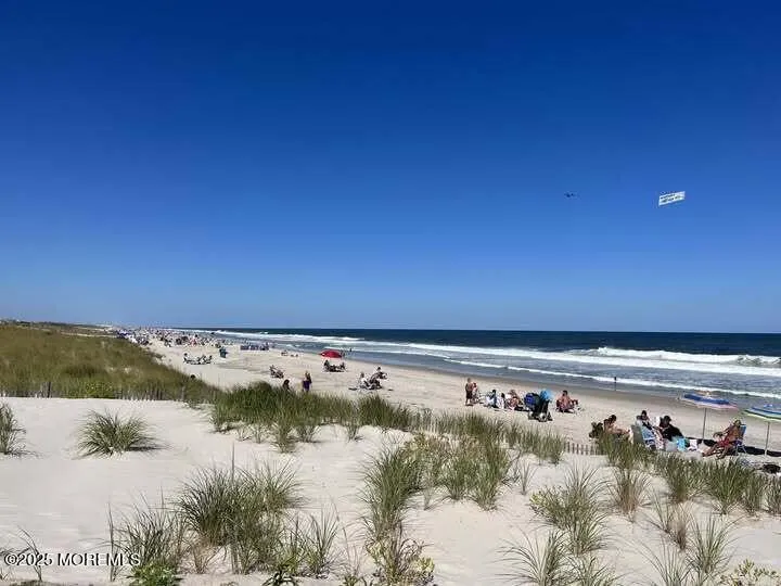 809 S Ocean Avenue Seaside Park, NJ 08752