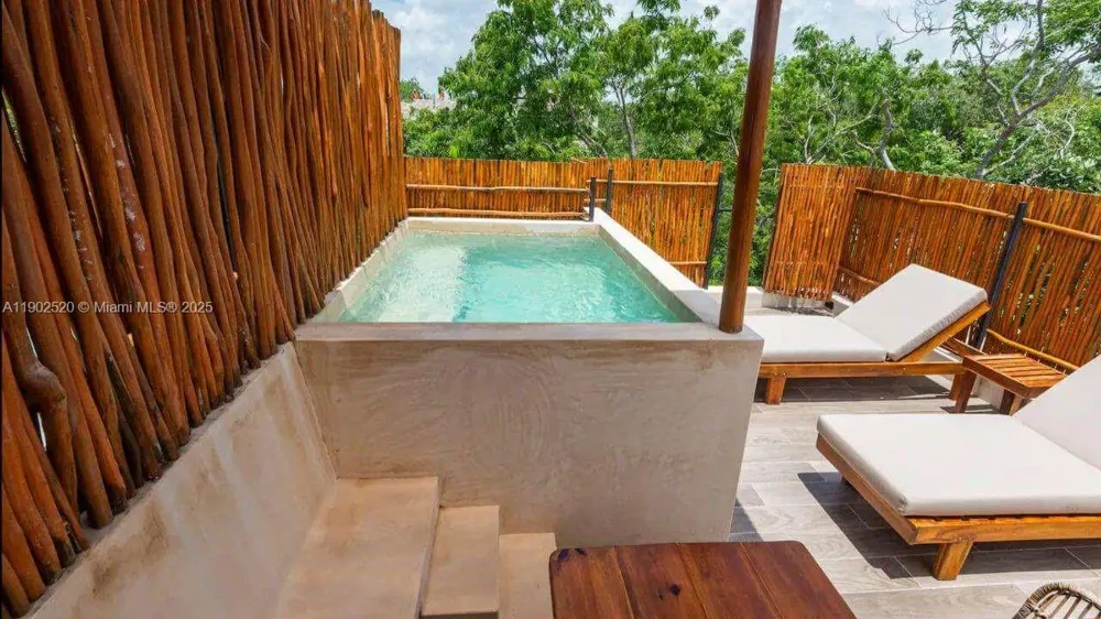 29 Av. Kukulkan, Zona 15, Tulum 