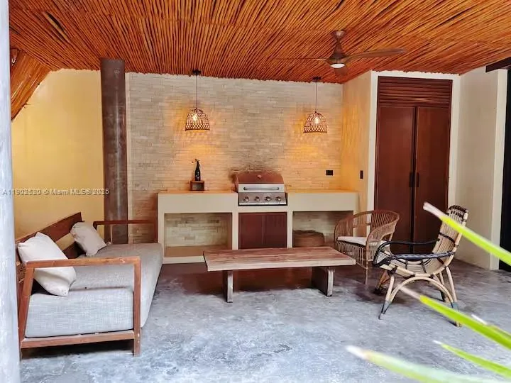 29 Av. Kukulkan, Zona 15, Tulum 