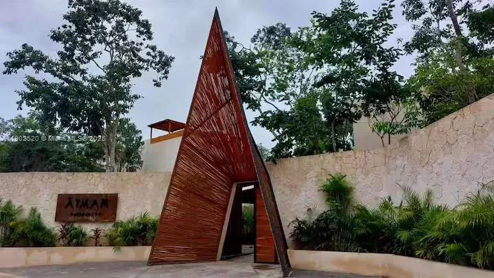 29 Av. Kukulkan, Zona 15, Tulum 