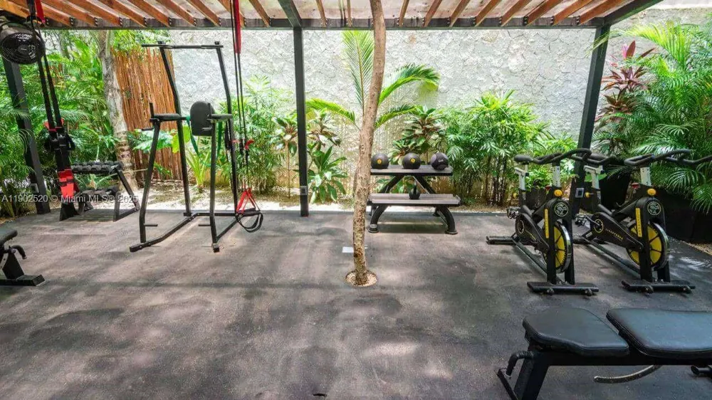 29 Av. Kukulkan, Zona 15, Tulum 