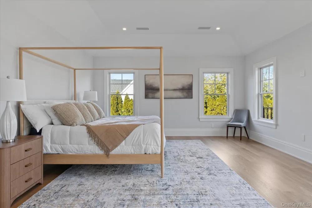 2590 Cox Neck Road Mattituck, NY 11952