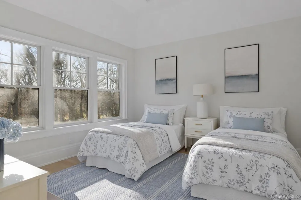 2590 Cox Neck Road Mattituck, NY 11952