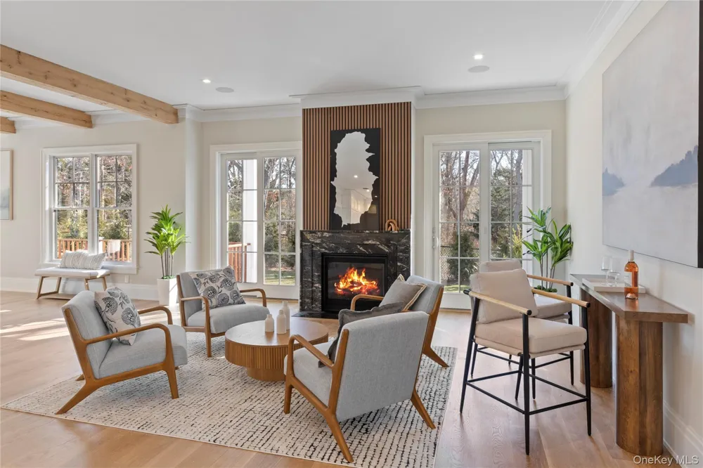 2590 Cox Neck Road Mattituck, NY 11952