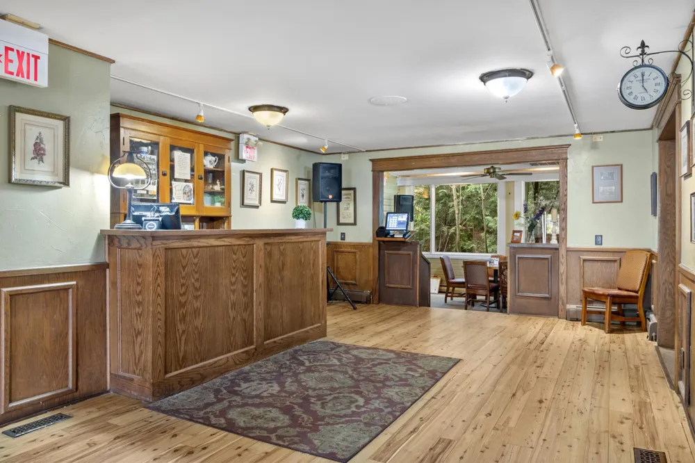 149 E Harbor Highway Cleveland Township, MI 49664
