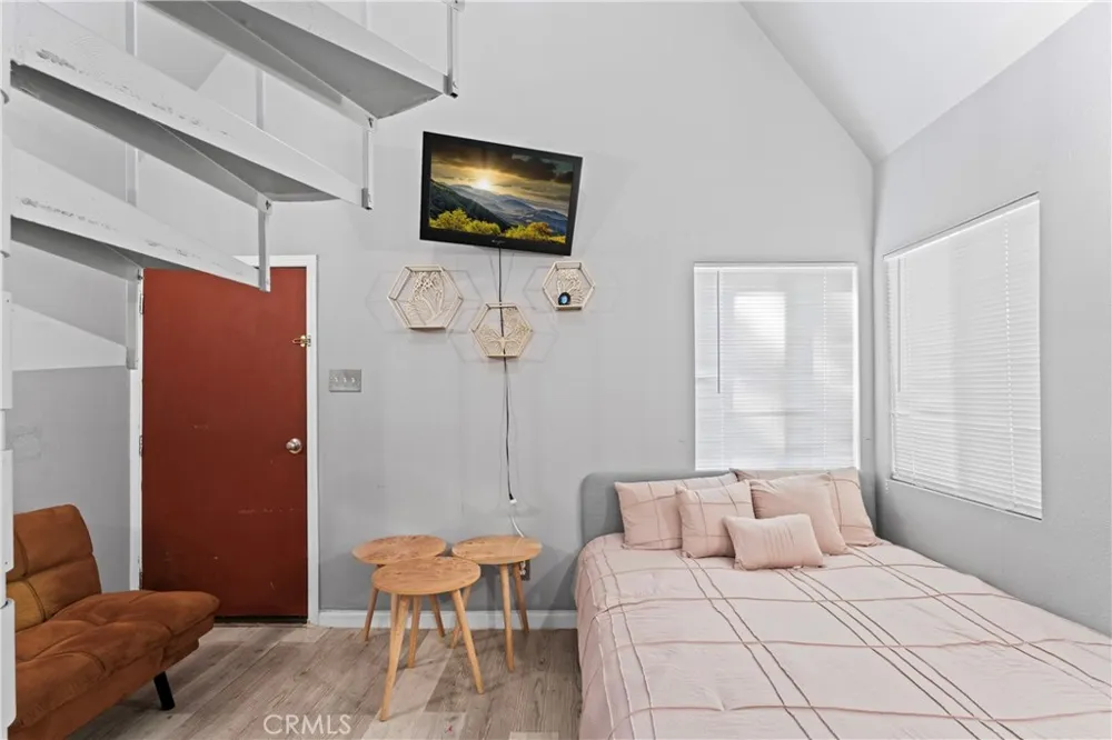1286 Lovers Lane Rimforest, CA 92378