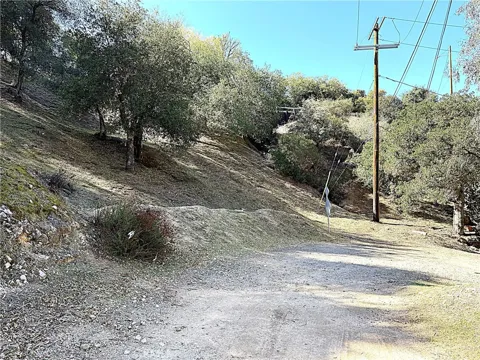 High Cliff Trail