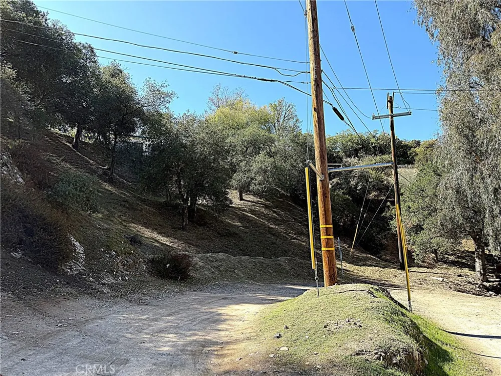 High Cliff Trail Tujunga, CA 91042