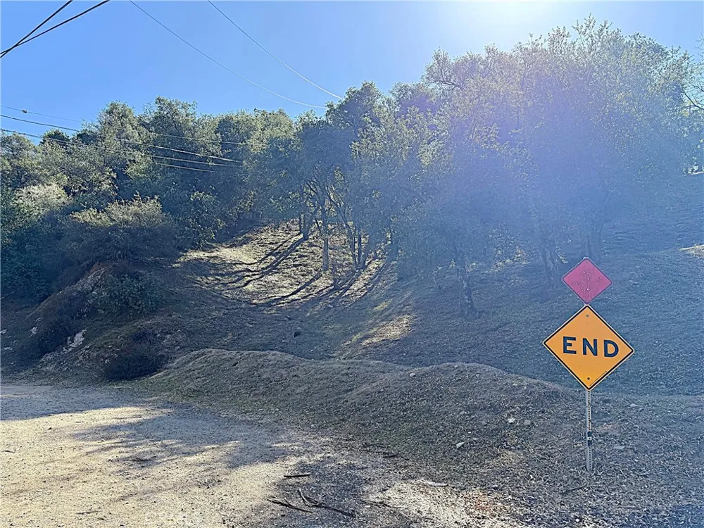 High Cliff Trail Tujunga, CA 91042