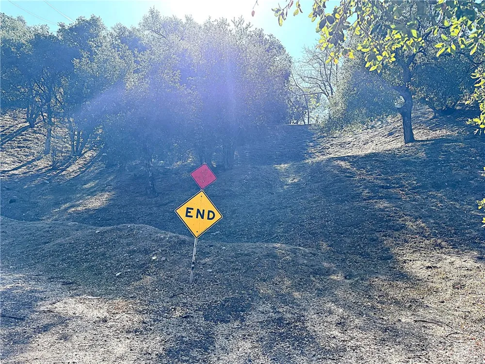 High Cliff Trail Tujunga, CA 91042