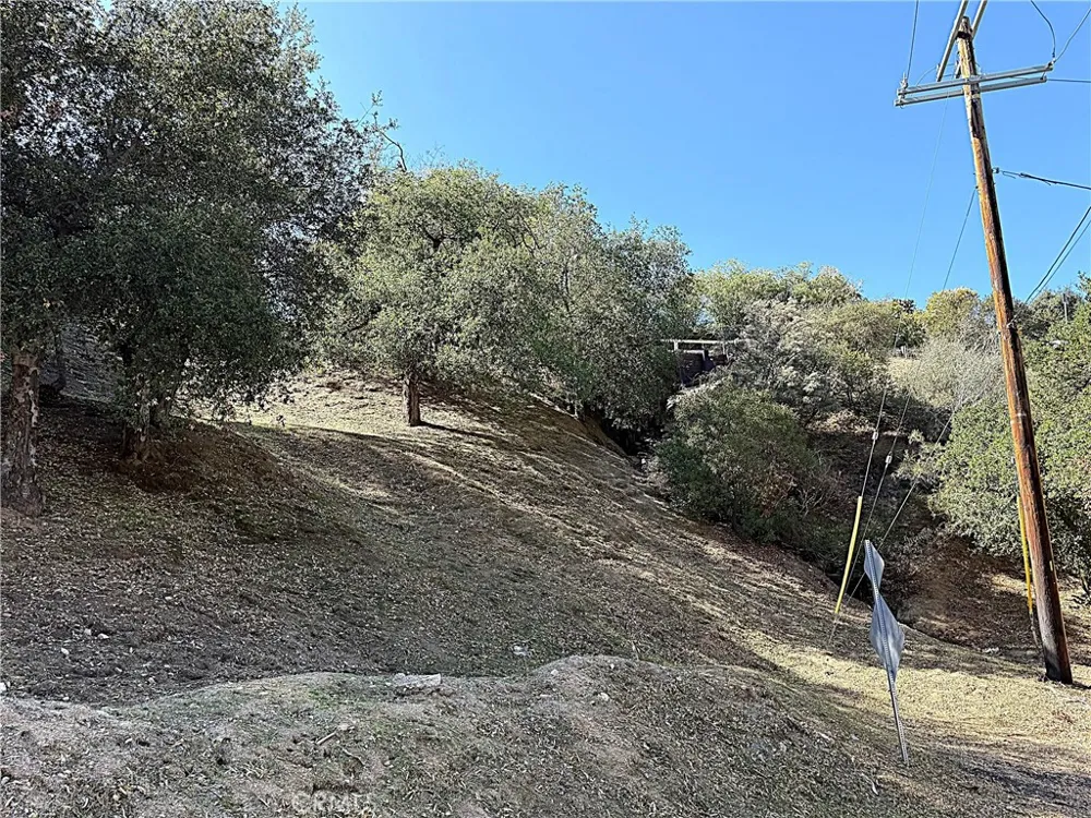 High Cliff Trail Tujunga, CA 91042
