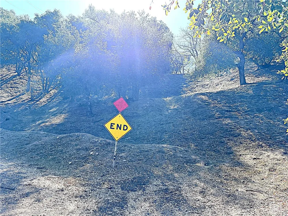 High Cliff Trail Tujunga, CA 91042
