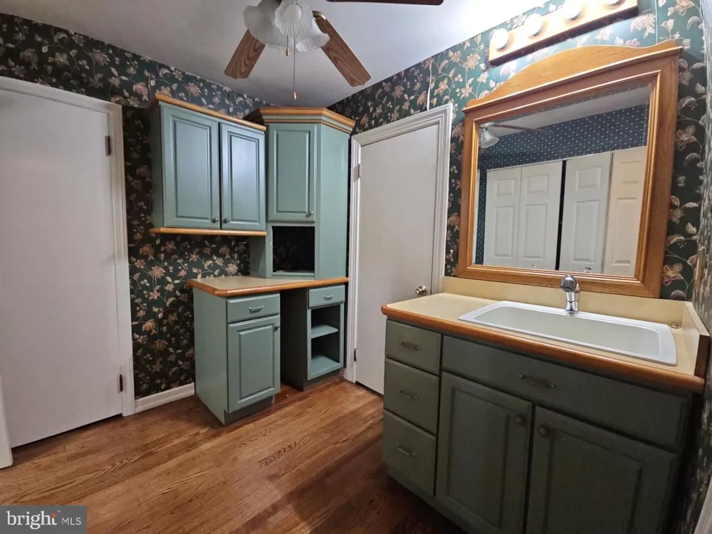 262 W PARK DRIVE Bridgeton, NJ 08302