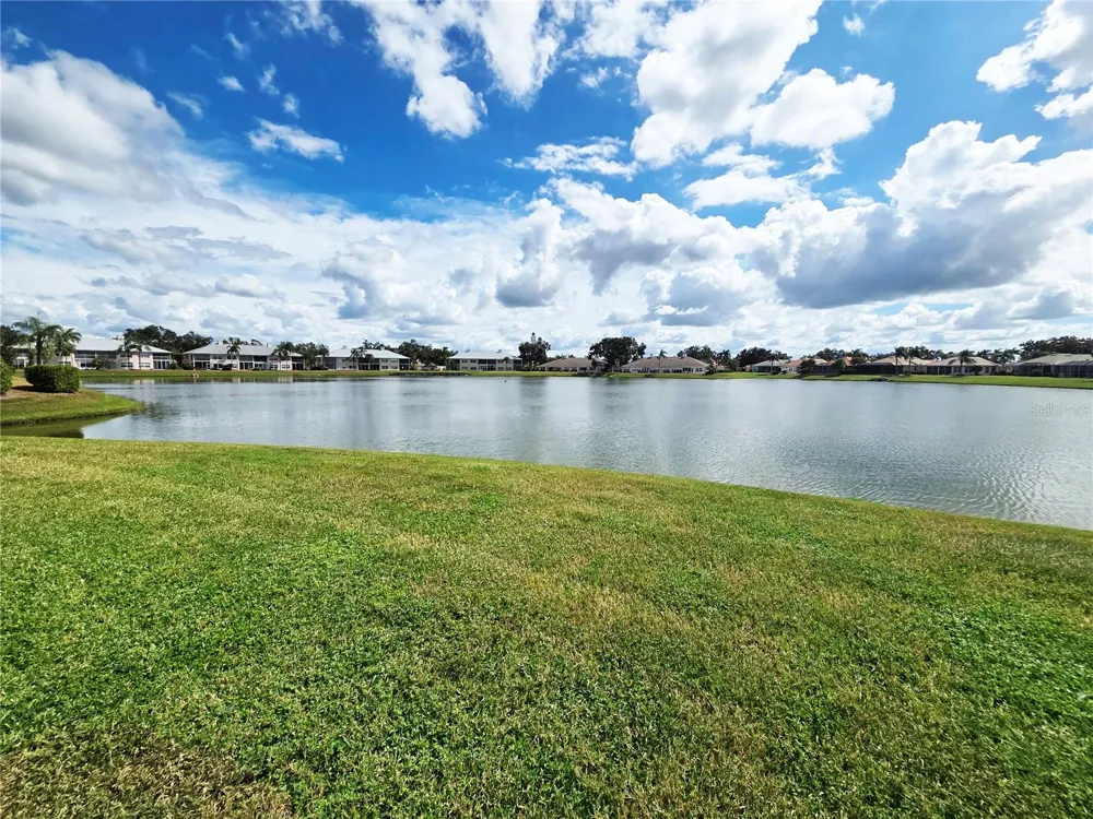 4207 CADDIE DRIVE E #104 Bradenton, FL 34203