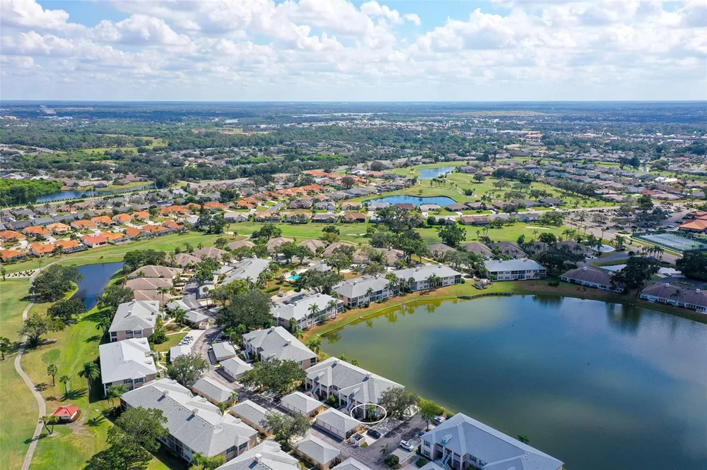 4207 CADDIE DRIVE E #104 Bradenton, FL 34203