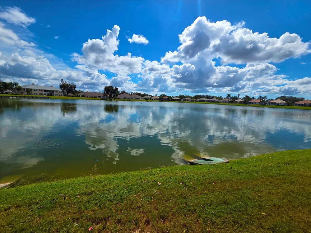 4207 CADDIE DRIVE E #104 Bradenton, FL 34203