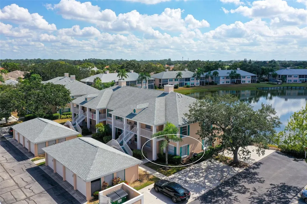 4207 CADDIE DRIVE E #104 Bradenton, FL 34203