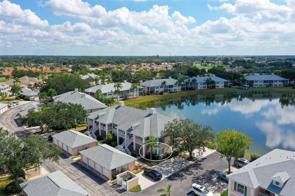 4207 CADDIE DRIVE E #104 Bradenton, FL 34203