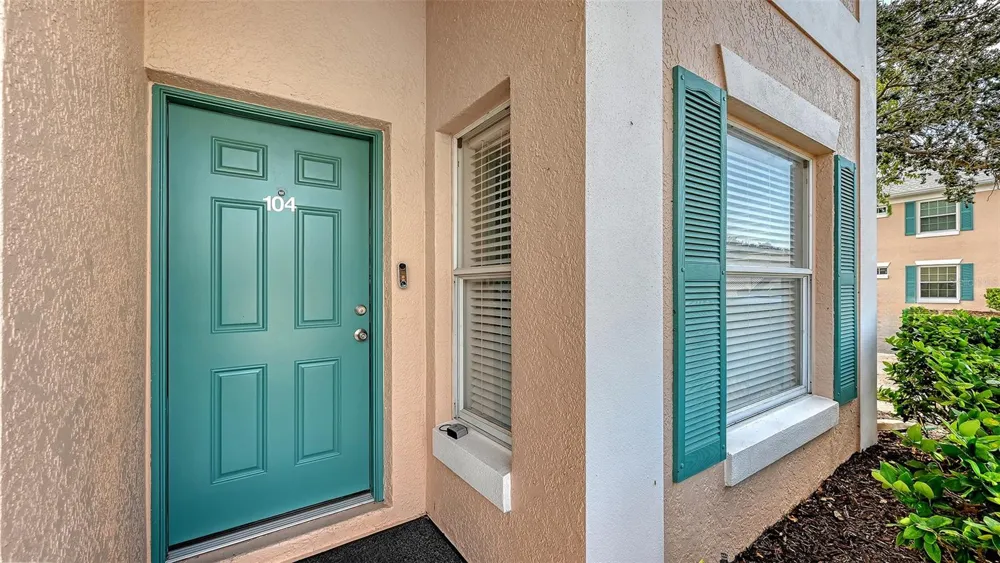 4207 CADDIE DRIVE E #104 Bradenton, FL 34203