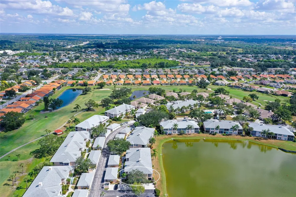 4207 CADDIE DRIVE E #104 Bradenton, FL 34203