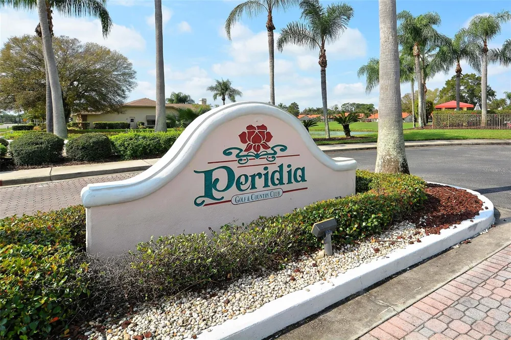 4207 CADDIE DRIVE E #104 Bradenton, FL 34203
