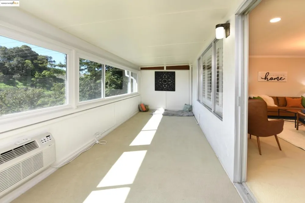 1910 Skycrest Dr Walnut Creek, CA 94595