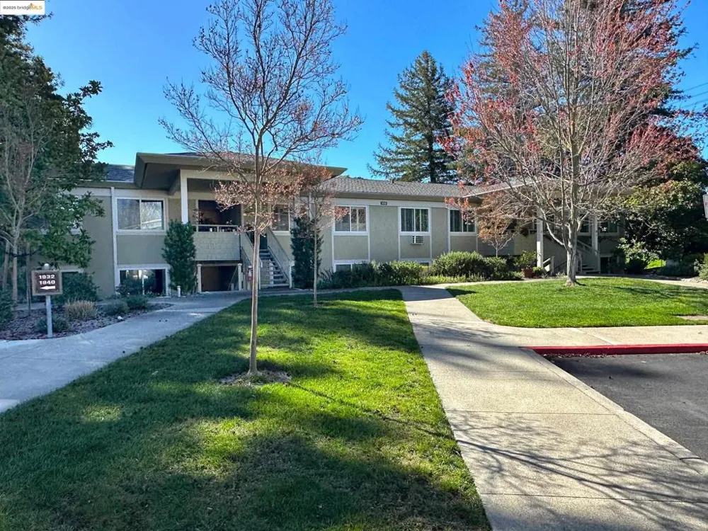 1910 Skycrest Dr Walnut Creek, CA 94595