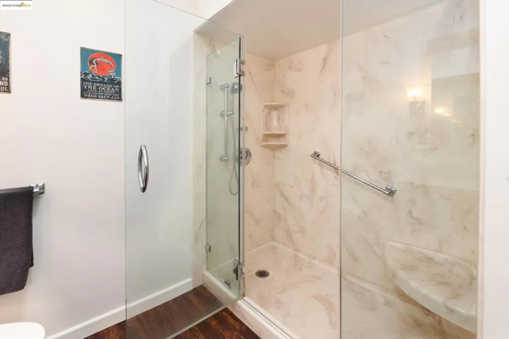 1910 Skycrest Dr Walnut Creek, CA 94595