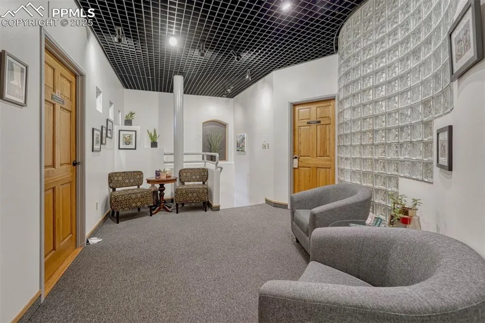 2532 W Colorado Avenue Colorado Springs, CO 80904