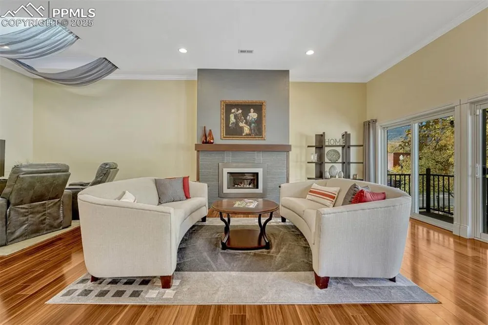 2532 W Colorado Avenue Colorado Springs, CO 80904