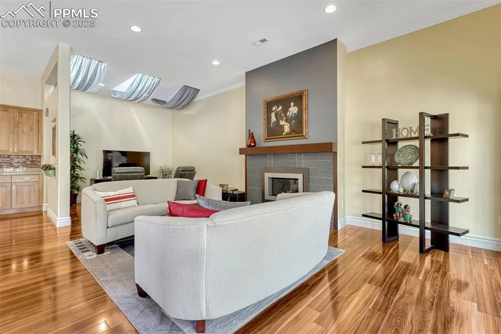 2532 W Colorado Avenue Colorado Springs, CO 80904