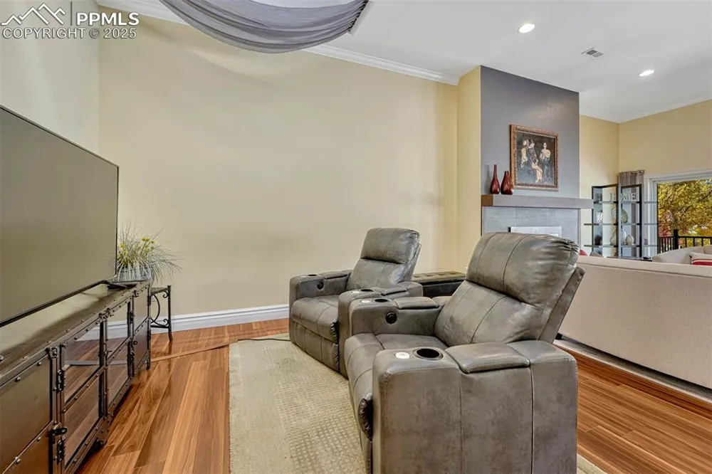 2532 W Colorado Avenue Colorado Springs, CO 80904