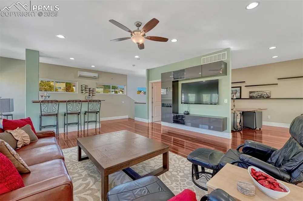 2532 W Colorado Avenue Colorado Springs, CO 80904
