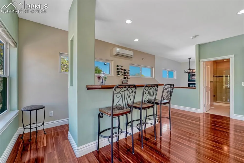 2532 W Colorado Avenue Colorado Springs, CO 80904