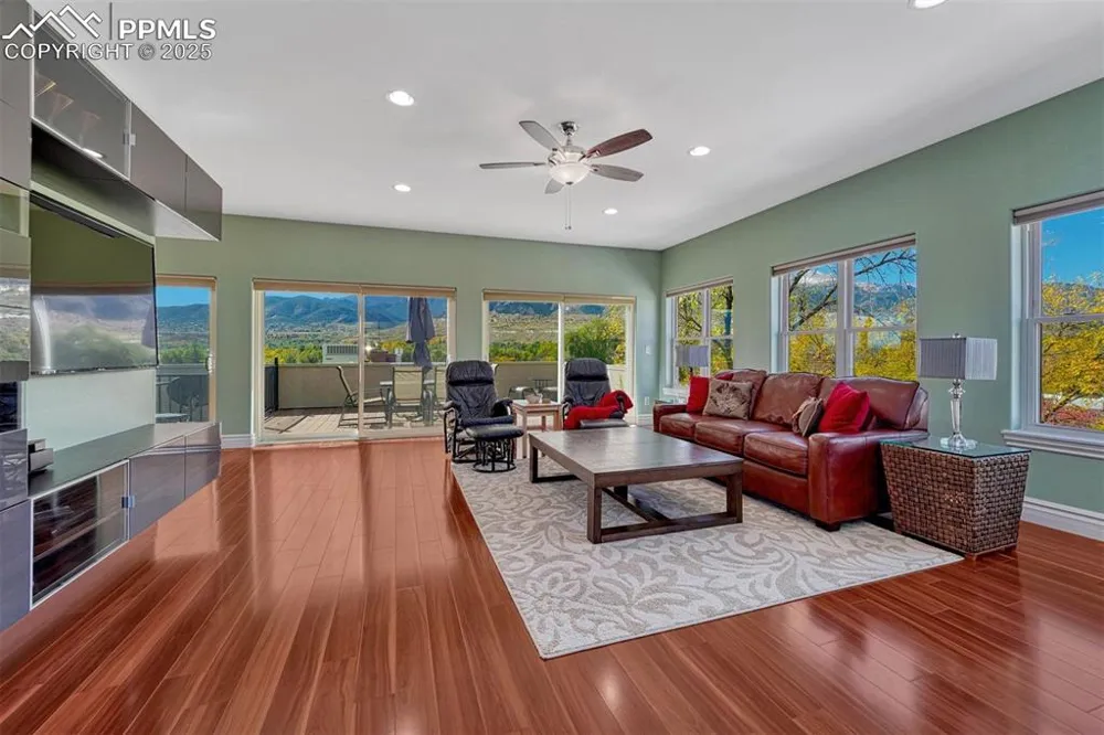 2532 W Colorado Avenue Colorado Springs, CO 80904