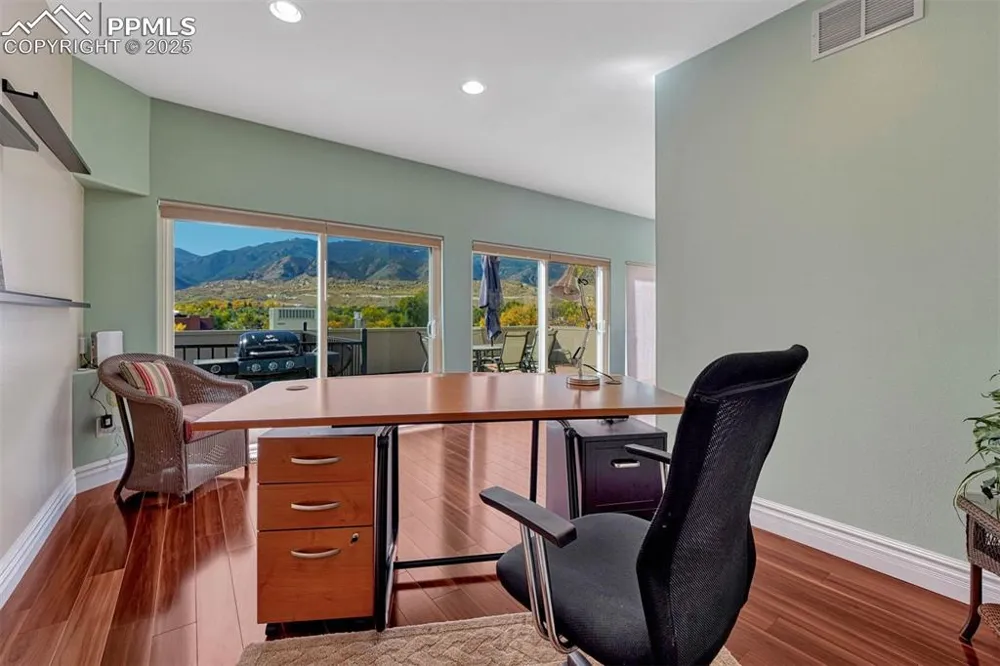 2532 W Colorado Avenue Colorado Springs, CO 80904