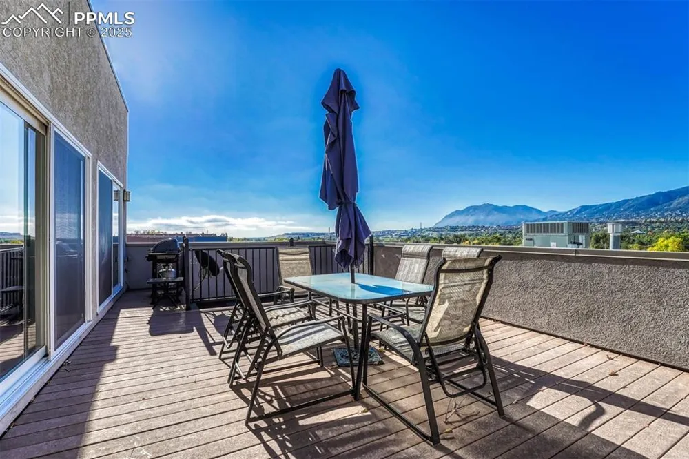 2532 W Colorado Avenue Colorado Springs, CO 80904