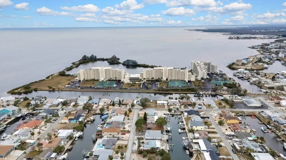 6009 SEA RANCH DRIVE #414 Hudson, FL 34667