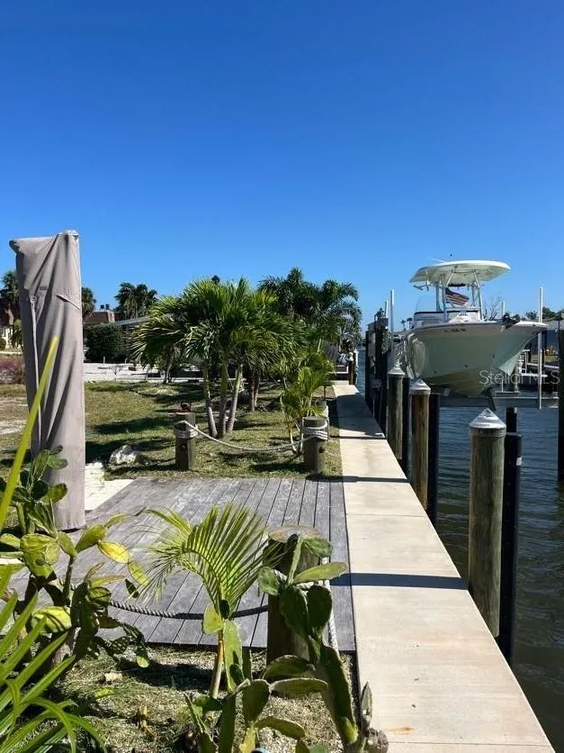 766 SAINT JUDES DRIVE Longboat Key, FL 34228