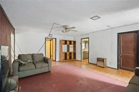 228 SW 8th Street Premont, TX 78375