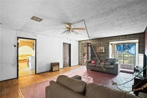 228 SW 8th Street Premont, TX 78375