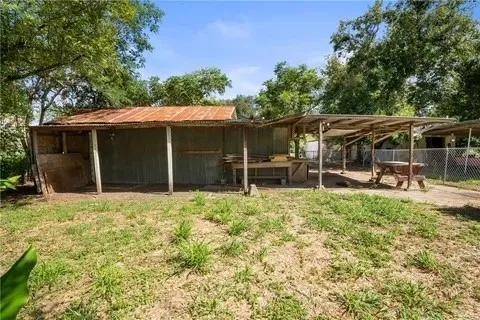 228 SW 8th Street Premont, TX 78375